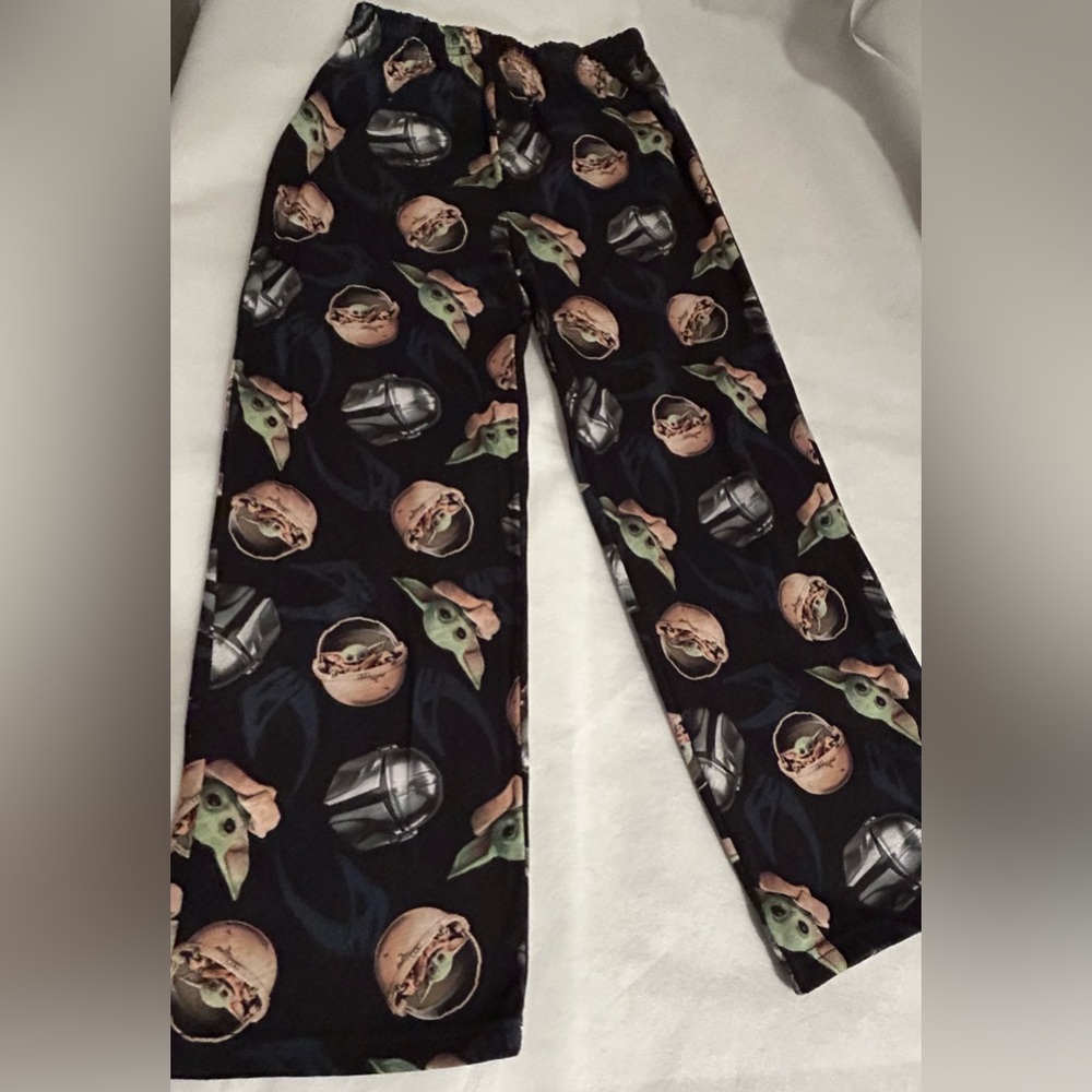 Disney, Star Wars Mandalorian, pajama pants. Youth size small.